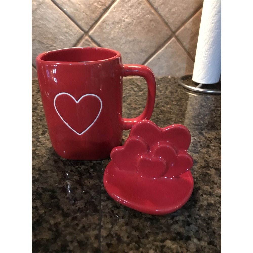 NWT Rae Dunn Artisan Heart Valentine's Day‎ Red Heart Topper Mug - Picture 2 of 3